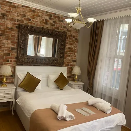 Bosphorus Bridge Hotel 3*