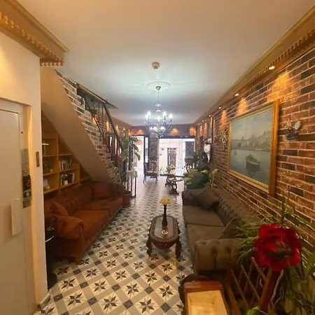 Hotel Bosphorus Bridge Istanboel