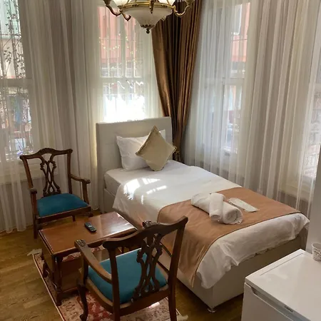 Hotel Bosphorus Bridge Istanboel