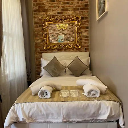 Bosphorus Bridge Hotel 3*