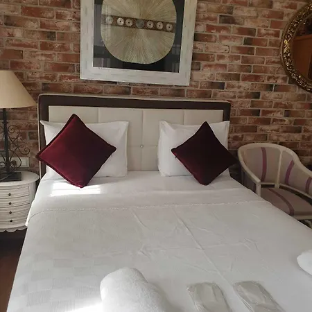 Bosphorus Bridge Hotel 3*