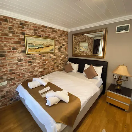 Hotel Bosphorus Bridge Istanboel