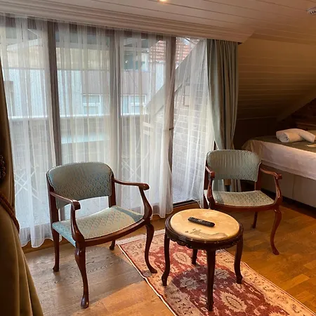 Bosphorus Bridge Szálloda 3*